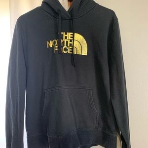 Women’s North Face sweatshirt